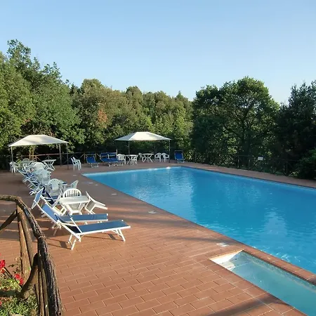 Holiday home Vintage Castle In Monteriggioni Tuscany Near Forest Monteriggioni