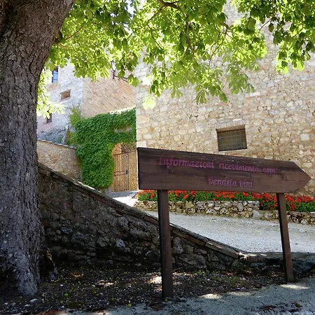 Holiday home Vintage Castle In Monteriggioni Tuscany Near Forest Monteriggioni